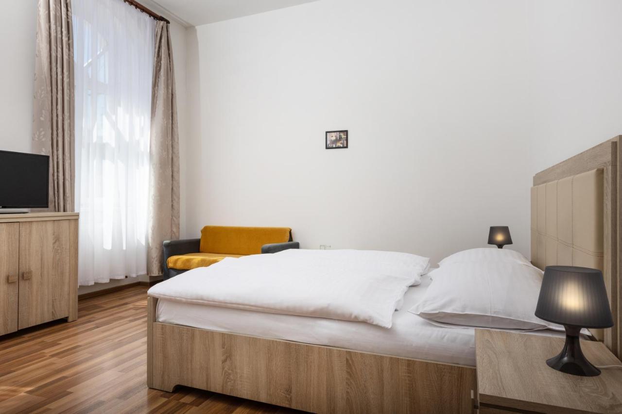 Villa Dino Marianske Lazne Bagian luar foto